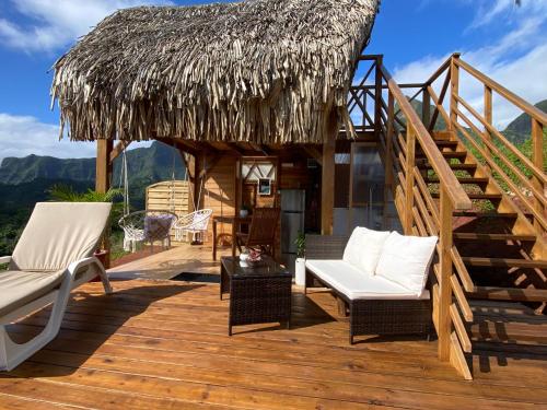 Fare Maraea Iti in Paopao