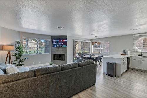 Fully Renovated Condo with Tennis Court View U012, Las Vegas (foto 8)