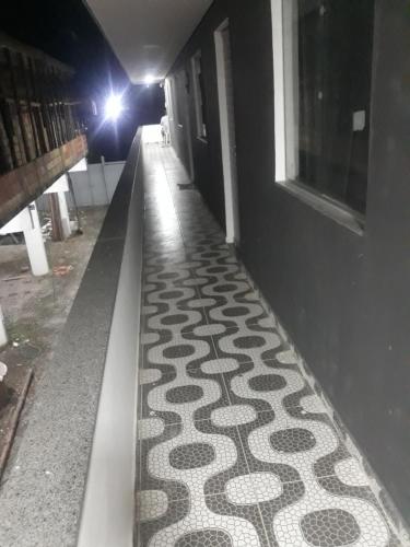 Studio in มูตารี