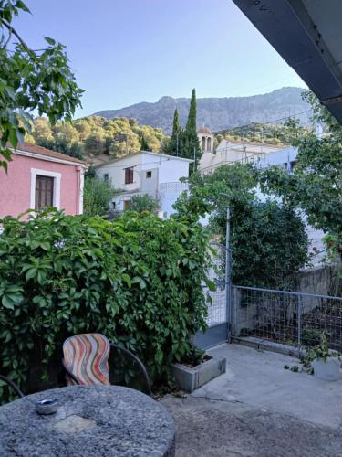 Surrounding environment, Small Paradise in Kourites