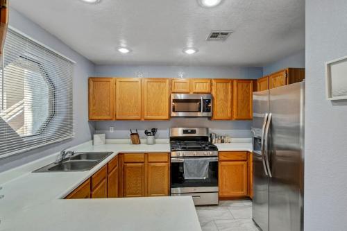 SuperHost 5 Star Service with 2 Bedrooms U013, Las Vegas (foto 7)