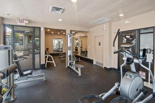 SuperHost 5 Star Service with 2 Bedrooms U013, Las Vegas (foto 8)