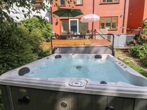 外部景觀, St Mary's House in 利德蓋特