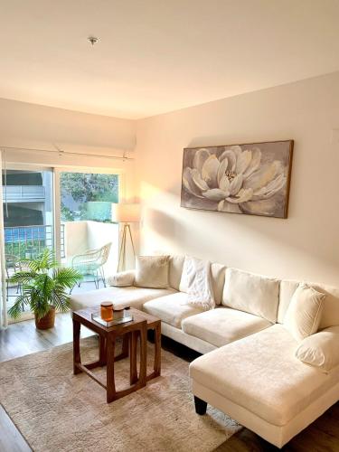 Luxury Hollywood Stay Beautiful 2Beds2Baths, Los Angeles