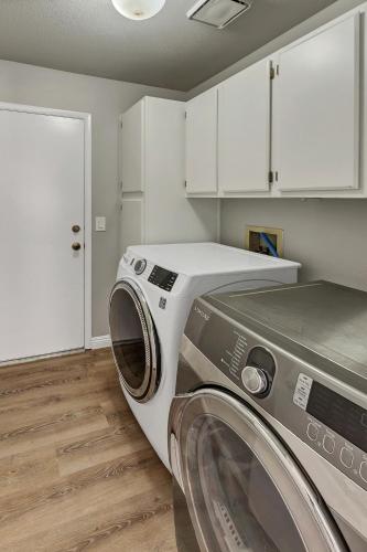 24hr Host - New Renovated House in Henderson U016, Las Vegas (foto 9)