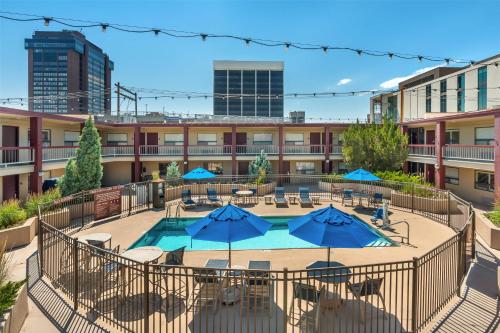Best Western Plus Clocktower Inn - image 6