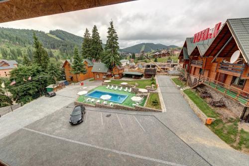 Vista exterior, Torba in Polyanytsya