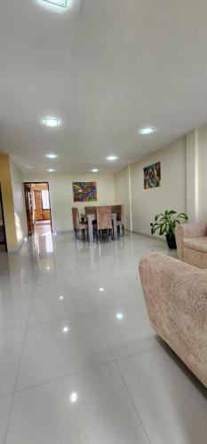 Hermosa y Elegante casa en Alto Barinas en alquiler in Barinas