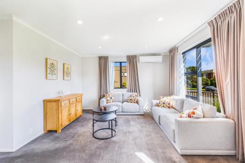 Comfy 4BR Home w Mt Wellington View Zodiak Stays, Auckland (fotografie 7)