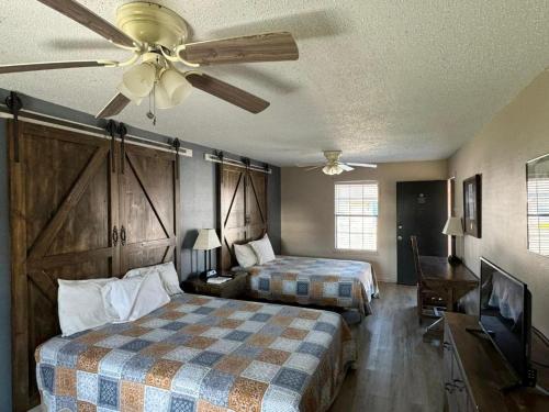 Four Horsemen Motel in Pilot Point (TX)