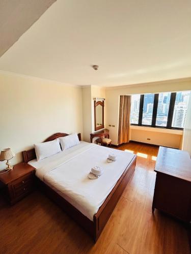 room detail thumbnail 0