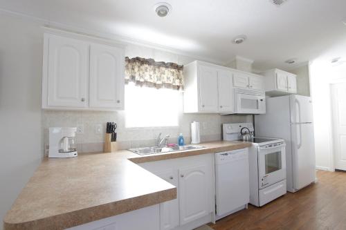 Sherwood Forest Cottage 6