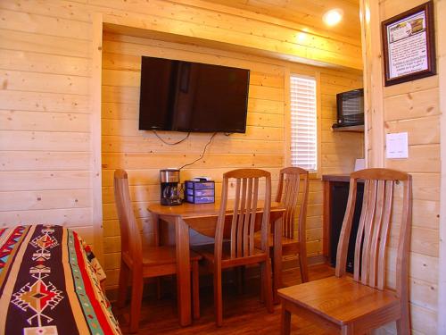 Verde Valley Studio Cabin 2