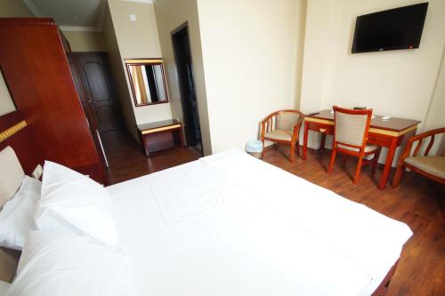 Hotel 725, Batumi (foto 9)