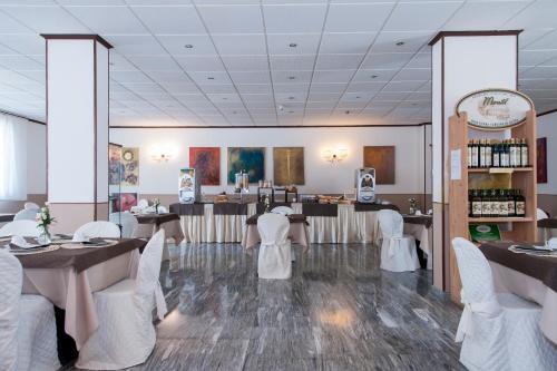 Banketu zāle, Hotel Monti in Fornello