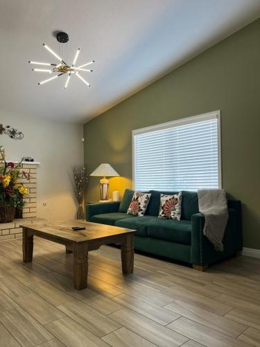 Near Strip and China Cozy Vegas home 28, Las Vegas