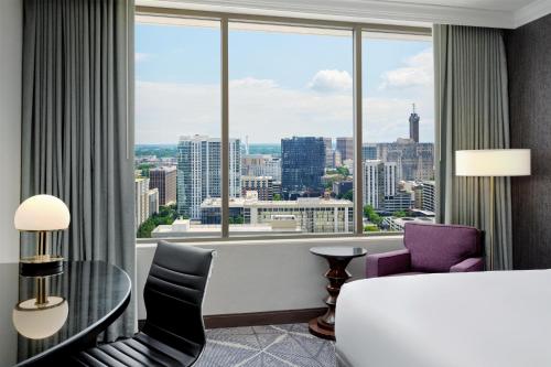 Hilton Atlanta - image 12