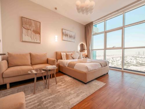 Cozy Studio Themed Designed In JVT, Dubai (photo 7)