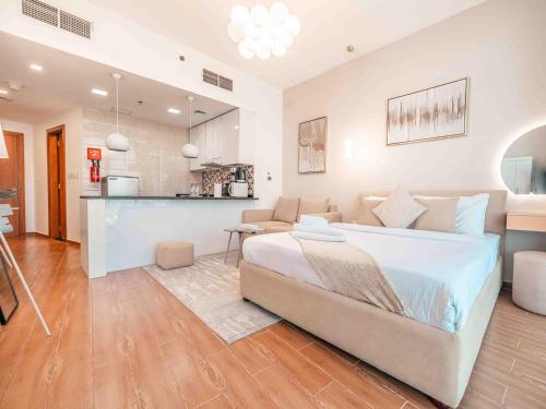 Cozy Studio Themed Designed In JVT, Dubai (photo 8)