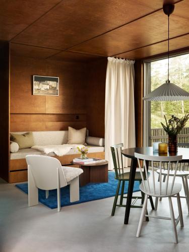 Landet, Designer Cabins in the Swedish Archipelago in ทรอสซา