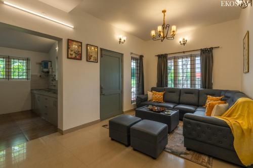 EKOSTAY - Villa Eve, Udagamandalam (Foto 5)