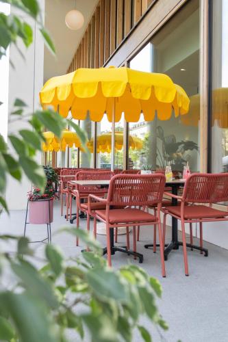 شرفة/ تراس, HOOD Hotel in Eaux-Vives