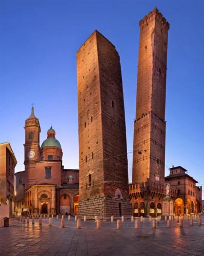 Home sweet Home-saliceto-, Bologna