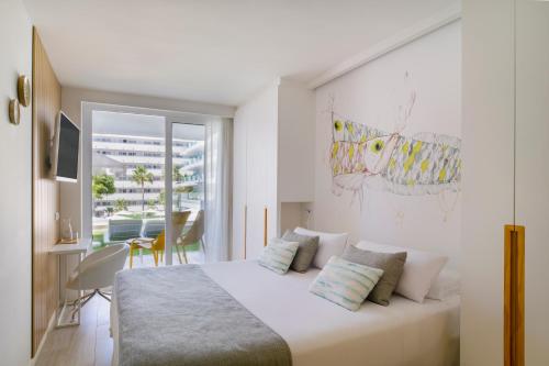 room detail thumbnail 0
