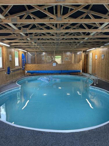 A szálláshely kívülről, The Smythy Cotswolds Farm Stay With Pool in Lechlade