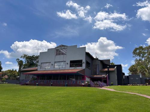 Ieeja, The Angel River Villa in Meyerton