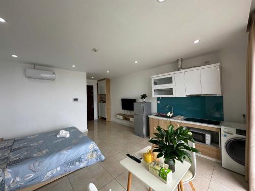 Toà C2 Vinhomes D'Capital - 119 Trần Duy Hưng Trung Hoà Cầu Giấy