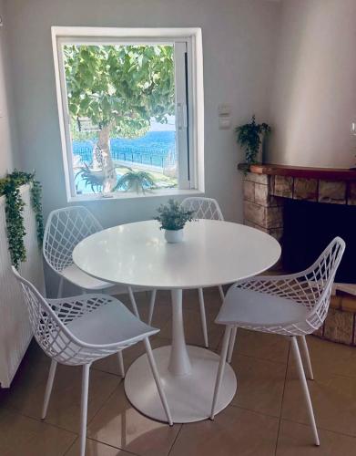Kilátás, Sesi Luxury Suites Seaside & Private Pool in Sesi (Gramatiko)