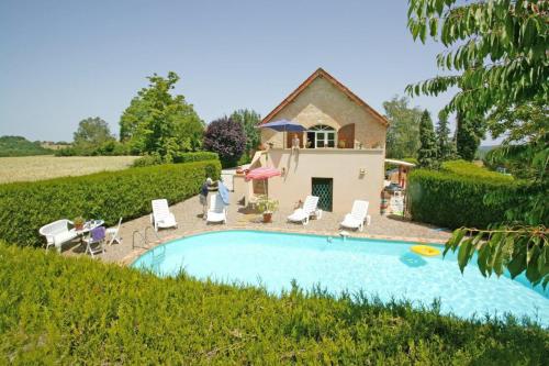 Gîte Hugan avec piscine privée proche Sarlat gîte à louer Vialard