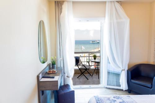 Luxury Plateia Rooms 2