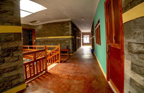 Snow Lion Eco Lodge Khiraule in 루클라