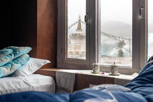 Snow Lion Eco Lodge Khiraule in 루클라