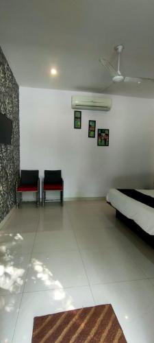 Bliss resort near Sajjangarh Vadaspark