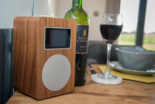 Παροχές, The Lookers Legacy in Τεντέρντεν