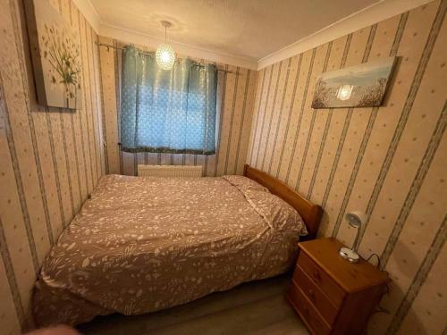 Basildon - Stay 5 - Garden - Parking - Town Centre, Basildon (fotografie 7)