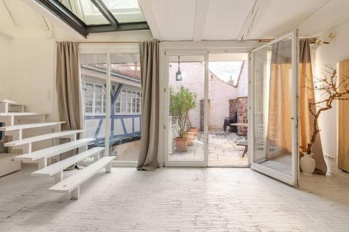 Altan/terrasse, Stilhaus1730 - Etage oder ganzes Haus - bis 10 Gäste (Stilhaus1730 - Etage oder ganzes Haus - bis 10 Gaste) in Konigsbach-Stein