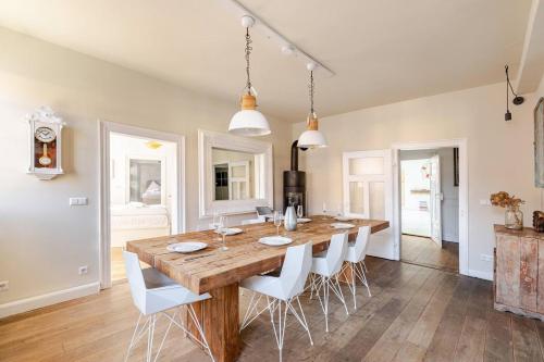 Stilhaus 370qm 1 bis 8 Erw und 2 Kids zentral P in Königsbach Stein, Deutschland
