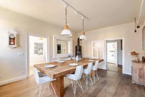 Stilhaus 370qm 1 bis 8 Erw und 2 Kids zentral P in Königsbach Stein, Deutschland