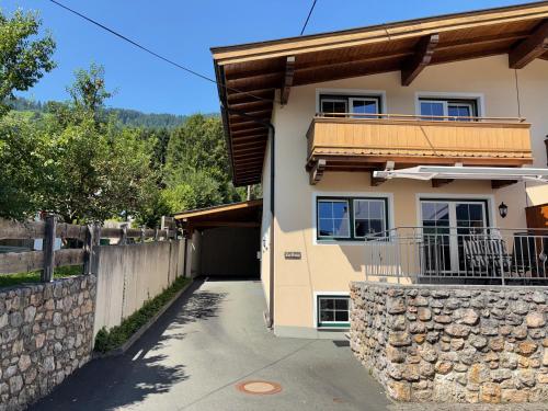 Ferienhaus Wirtheim in โมเซิน