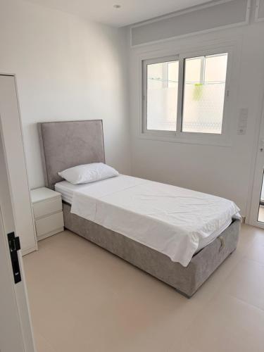 3 bedrooms, 5 beds