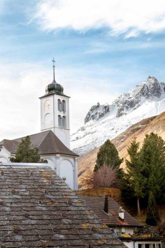 HOSPENTAL Chalet in Hospental
