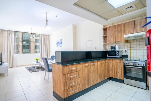 RH- City Center Retreat,1BR, walk to Burj Khalifa, Dubai (photo 6)