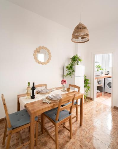 Andalusian Ruby - Light-Filled Apartment by the Cathedral - 2A, Granada (photo 6)