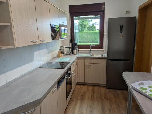 Cocina, Ferienhaus Plüschmors (Ferienhaus Pluschmors) in Lenste