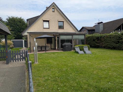 Vista exterior, Ferienhaus Plüschmors (Ferienhaus Pluschmors) in Lenste