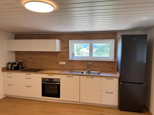 Køkken, Große Wohnung am Segelflugplatz in Marpingen